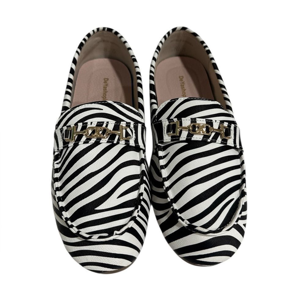 DeYashopin Women's Flats Shoes Leisure Shoes Slip On  NWOT